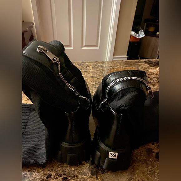 WOMEN’S BLACK KNEE HIGH BOOTS - Picture 4 of 6